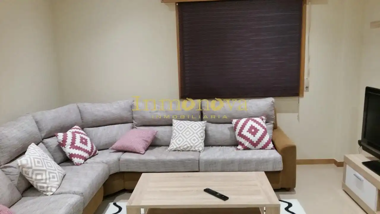 Sala de estar de Apartamento de alquiler en Baiona con Calefacción, Parquet y Trastero