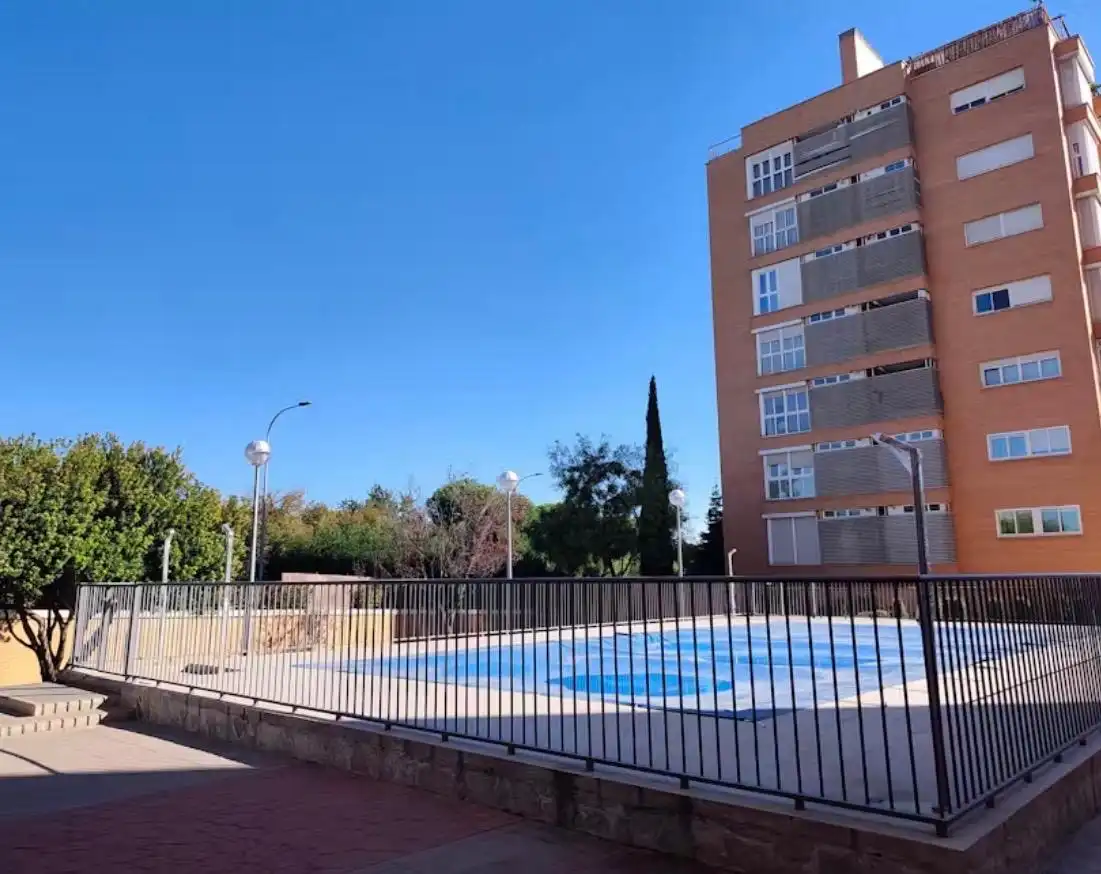 Vista exterior de Pis de lloguer en Usera