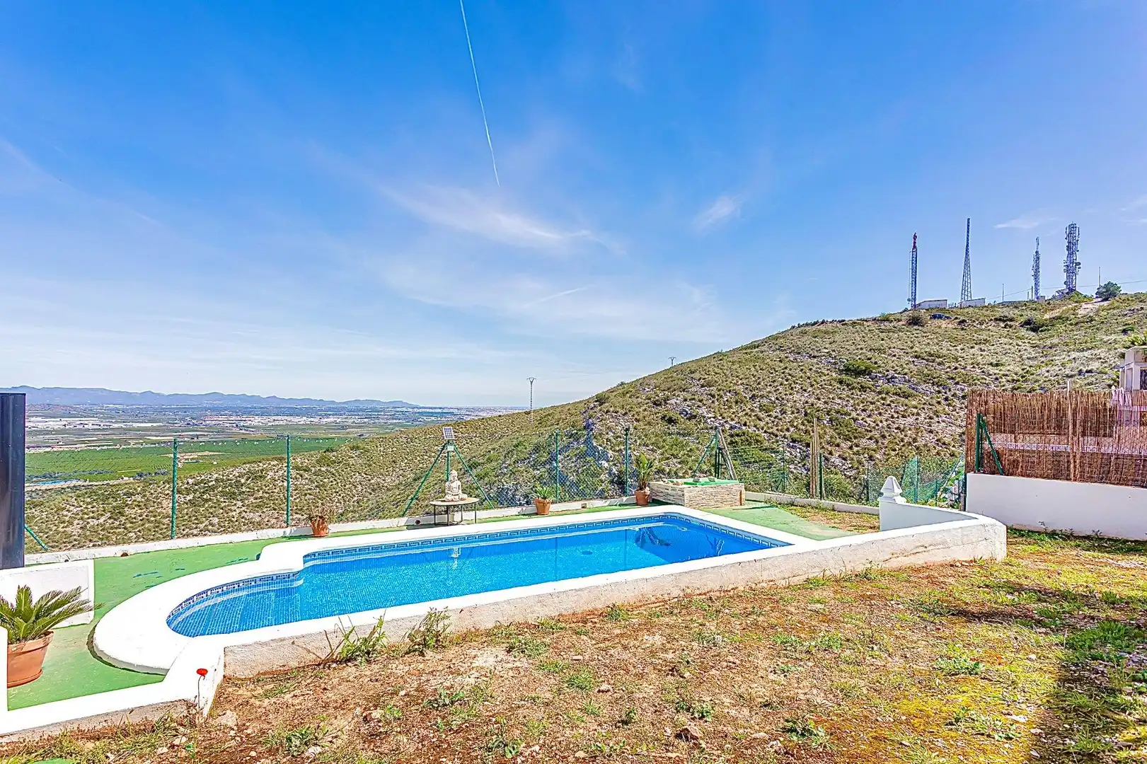 Piscina de Casa o chalet en venta en Chiva con Terraza y Piscina comunitaria