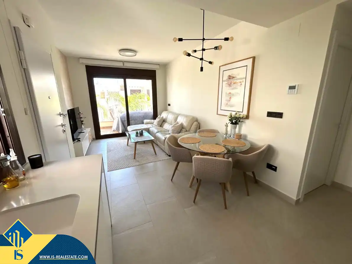 Bungalow con piscina en venta en Los Balcones - Los Altos, imagen 5
