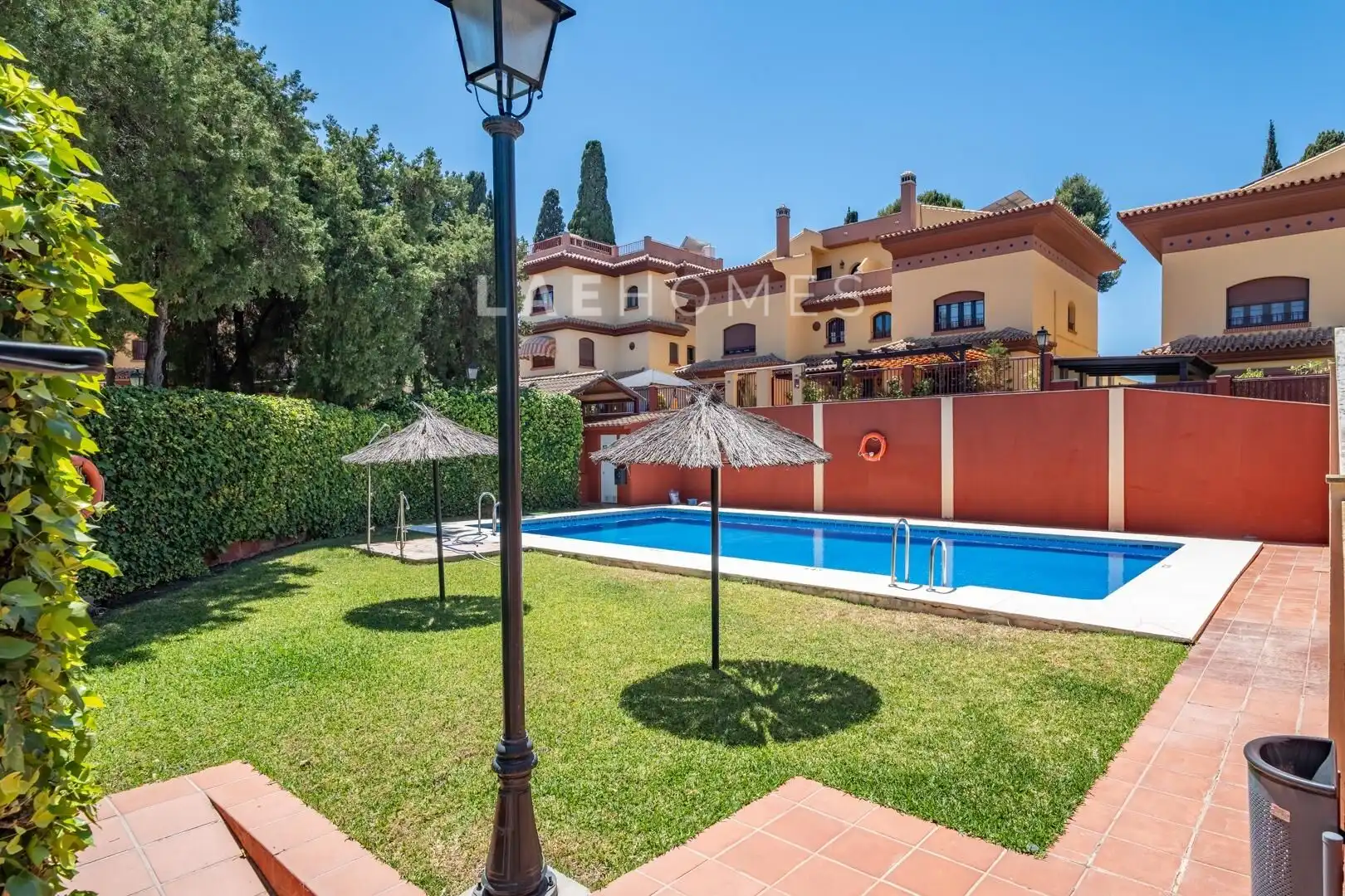Jardí de Casa adosada en venda en Málaga amb Aire condicionat, Calefacció i Terrassa
