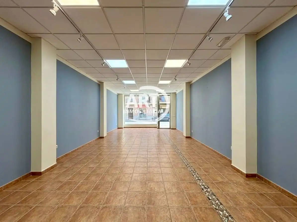 Local en venta en Bétera con Aire acondicionado