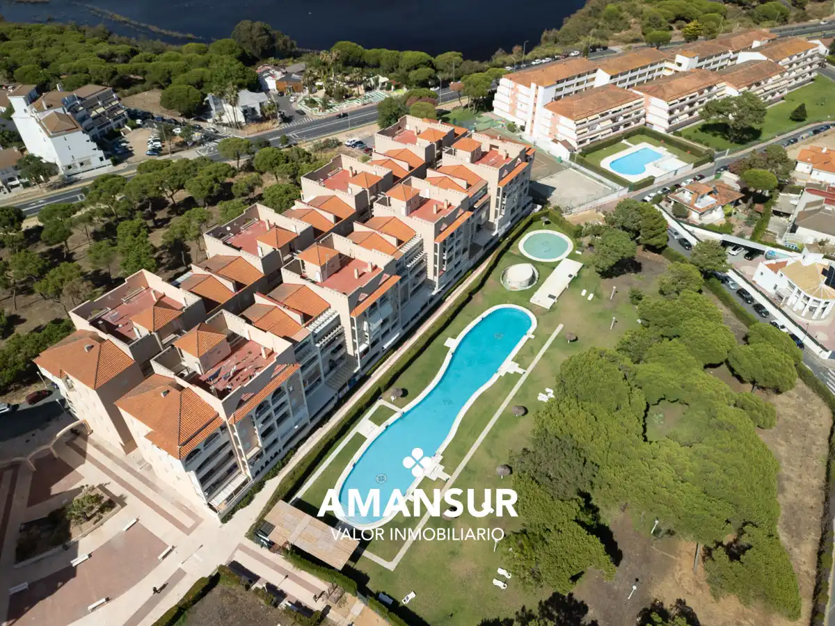 Vista exterior de Pis en venda en El Portil amb Aire condicionat, Terrassa i Traster