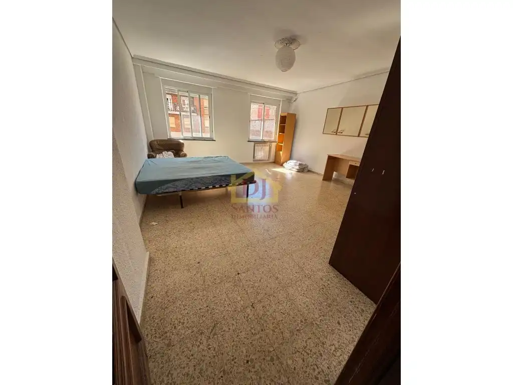 Schlafzimmer von Wohnung zum Verkauf in Salamanca