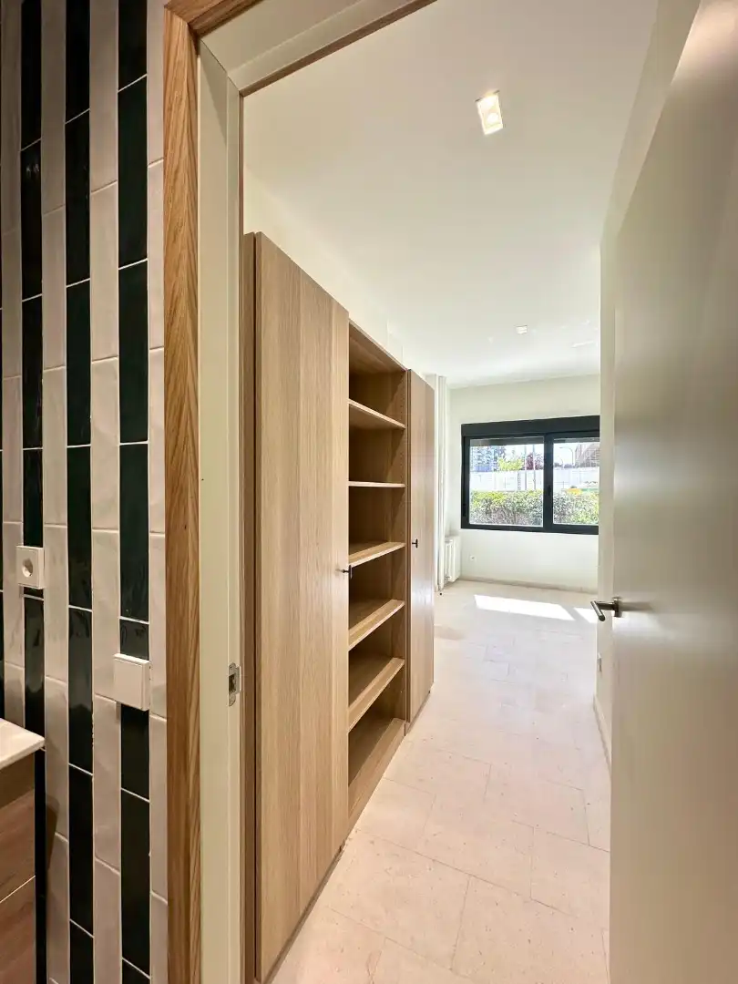 Schlafzimmer von Erdgeschoss zum Verkauf in Madrid mit Klimaanlage, Heizung und Ofen