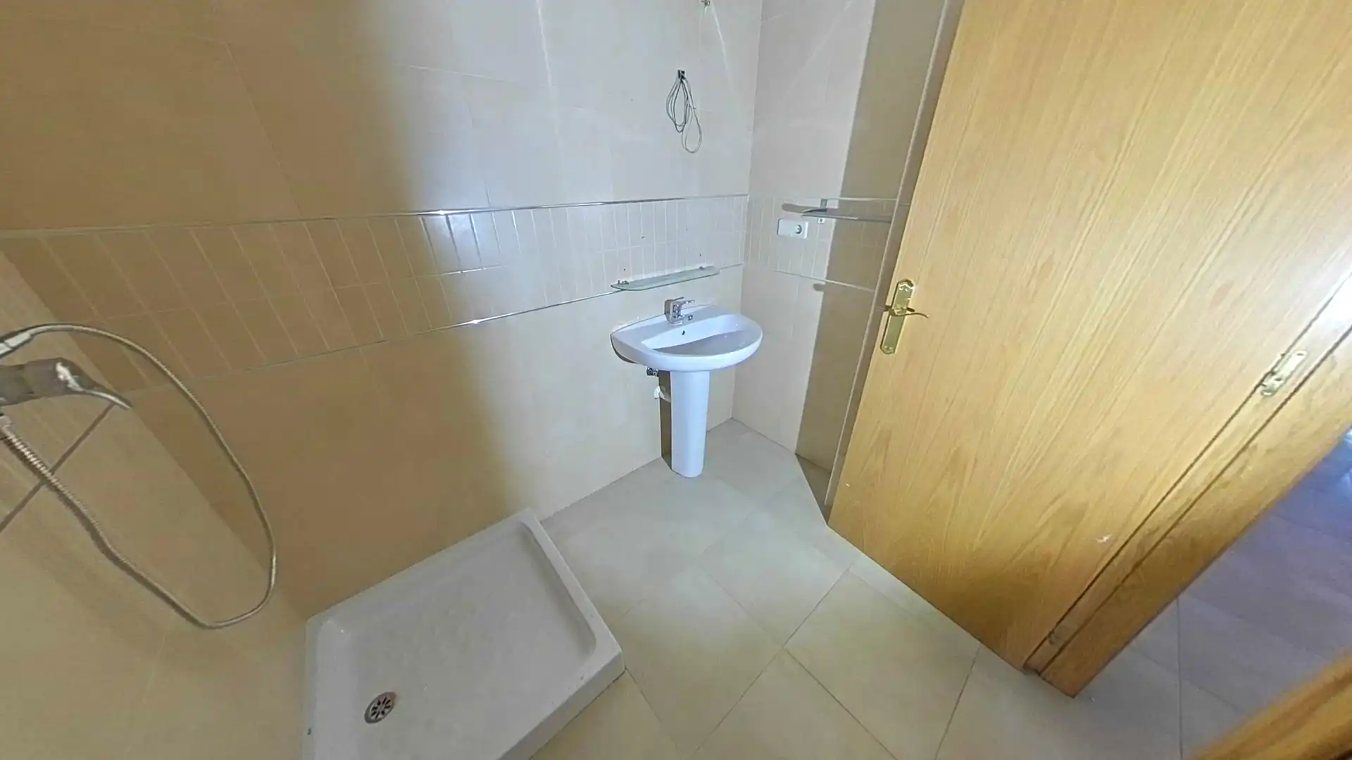 Baño de Piso en venta en Murcia con Terraza y Trastero