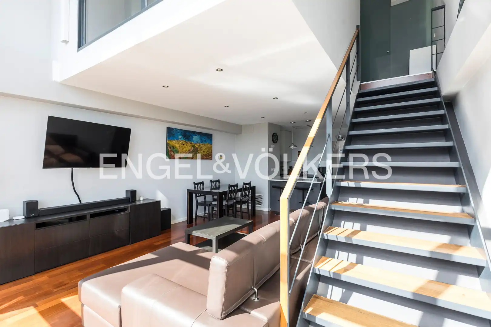 Sala d'estar de Loft de lloguer en San Sebastián de los Reyes amb Aire condicionat, Calefacció i Piscina