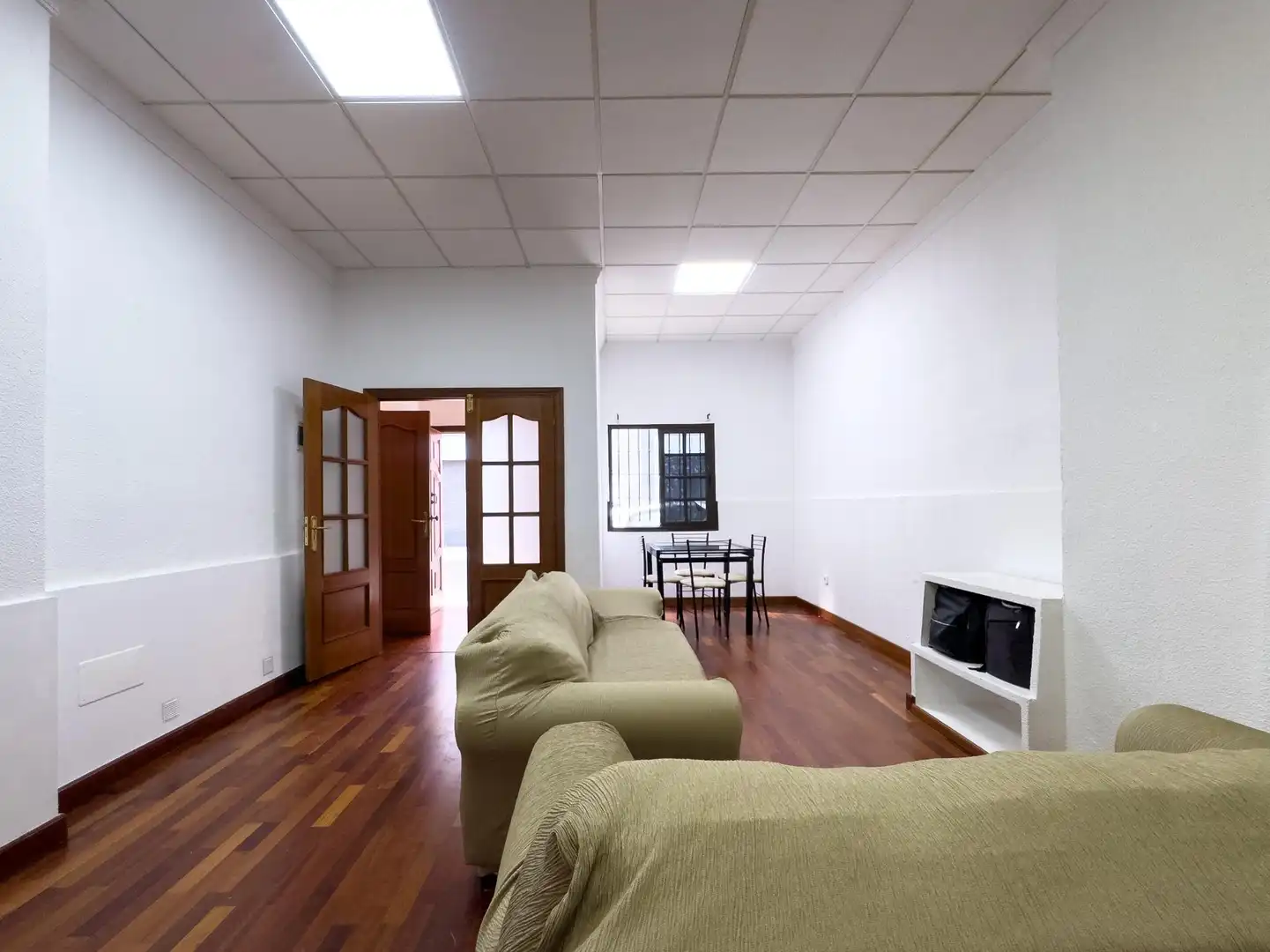 Semi-detached house with terrace for sale in Calle Granados, imagen 3