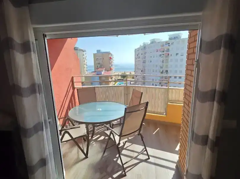 Terrasse von Wohnung zur Miete in Gandia mit Klimaanlage, Schwimmbad und Möbliert