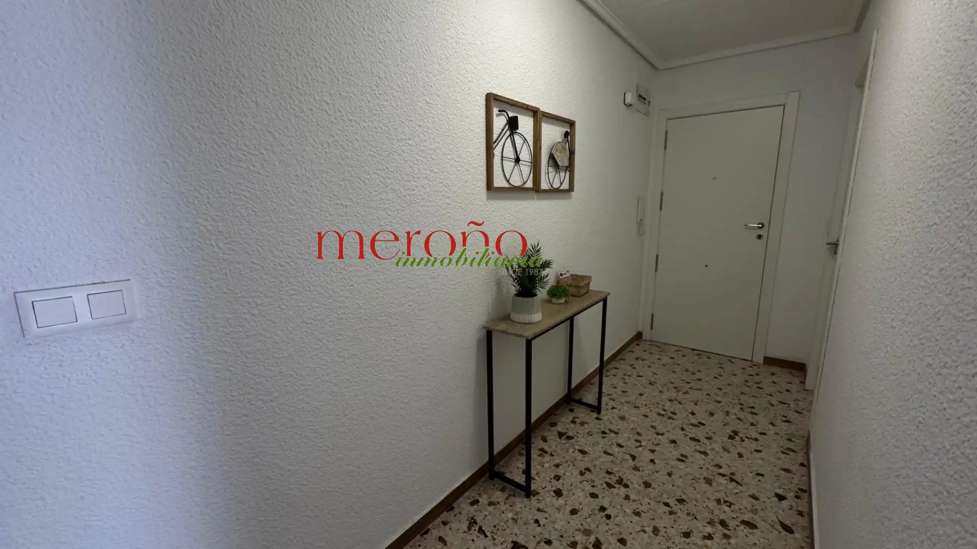 Habitación en Plaza Crevillente - Antiguos Juzgados - El Asilo