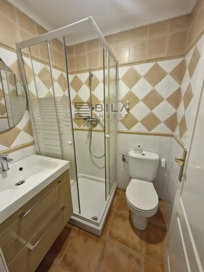 Badezimmer von Wohnung zum Verkauf in Marbella mit Klimaanlage, Terrasse und Abstellraum