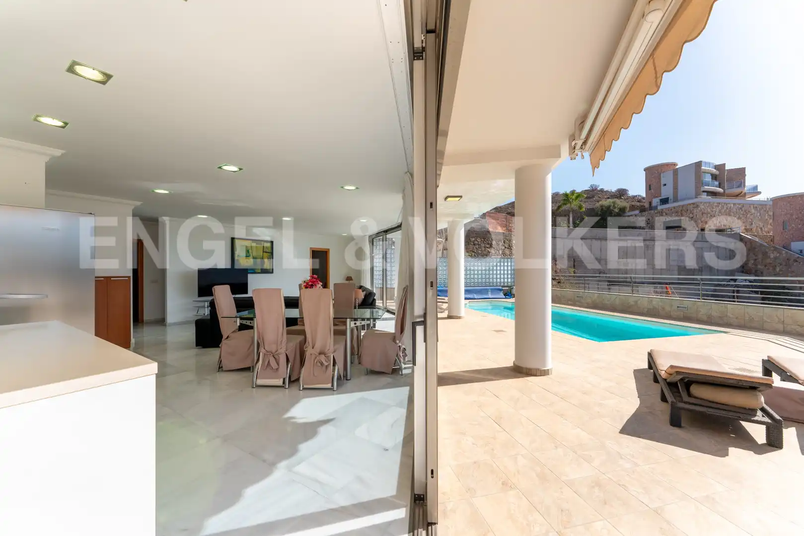 Terraza de Piso en venta en Mogán con Calefacción, Terraza y Trastero