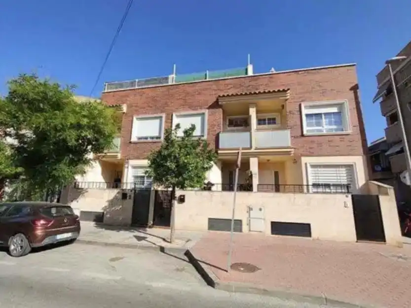 Vista exterior de Casa adosada en venda en  Murcia Capital amb Aire condicionat i Balcó
