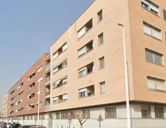 Vista exterior de Piso en venta en Catarroja con Aire acondicionado, Trastero y Horno