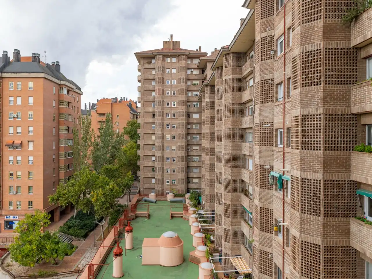 Flat for sale in Sector Islas, 16, Segunda Fase