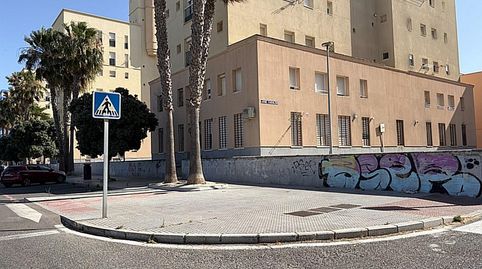 Foto 4 de Piso en venta en de la Bahia, Astilleros - La Paz - Loreto - El Corte Inglés, Cádiz Capital