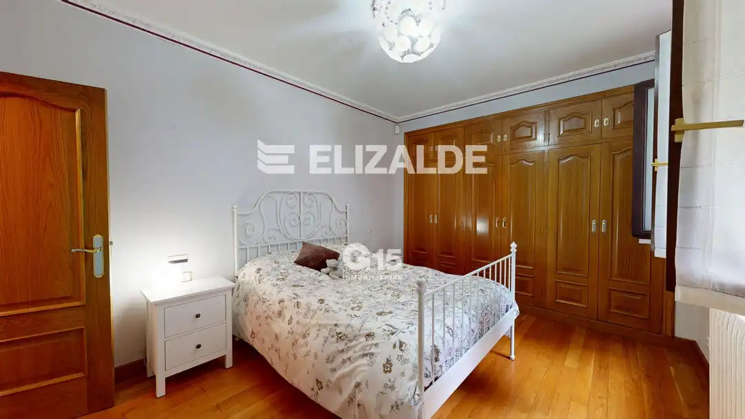 Dormitori de Casa o xalet en venda en Hondarribia amb Calefacció, Jardí privat i Terrassa