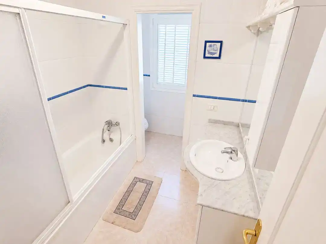 Badezimmer von Maisonette zum Verkauf in Arona