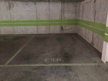 Parcheggio in vendita a Zabalgana