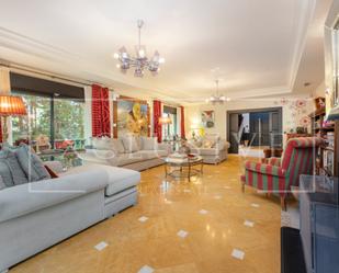 Living room of House or chalet to rent in  Madrid Capital  with Private garden and Swimming Pool