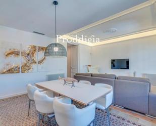 Menjador de Pis de lloguer en  Barcelona Capital amb Aire condicionat, Calefacció i Parquet