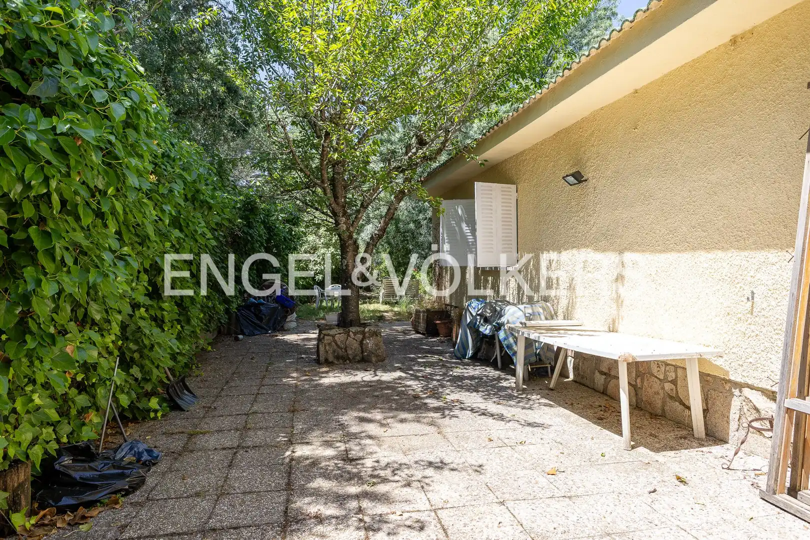 Terrassa de Casa o xalet en venda en Collado Villalba amb Calefacció, Jardí privat i Terrassa