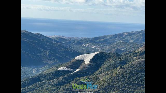 Finca rústica en Venta en Las Alberquillas en Otívar