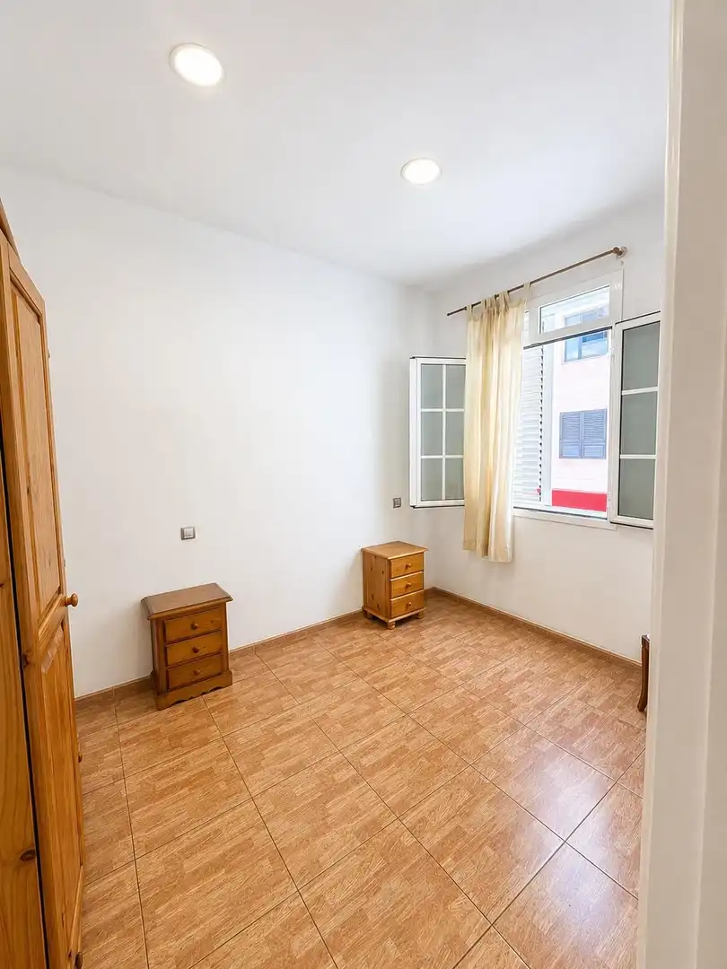 Bedroom of Apartments for rent in Las Palmas de Gran Canaria  with Parquet flooring