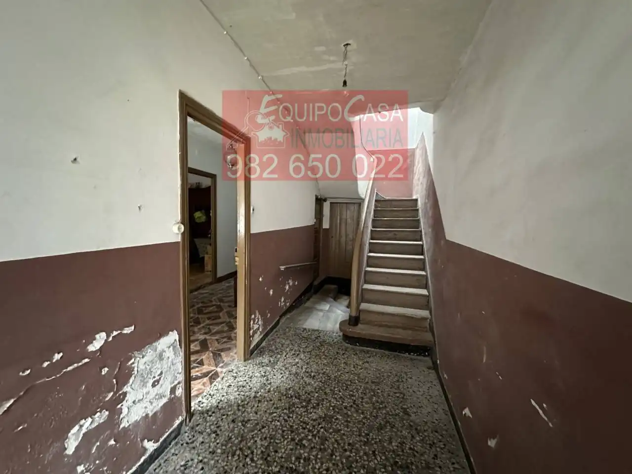 Casa adosada en venta en Lugo con Jardín privado, Terraza y Alarma