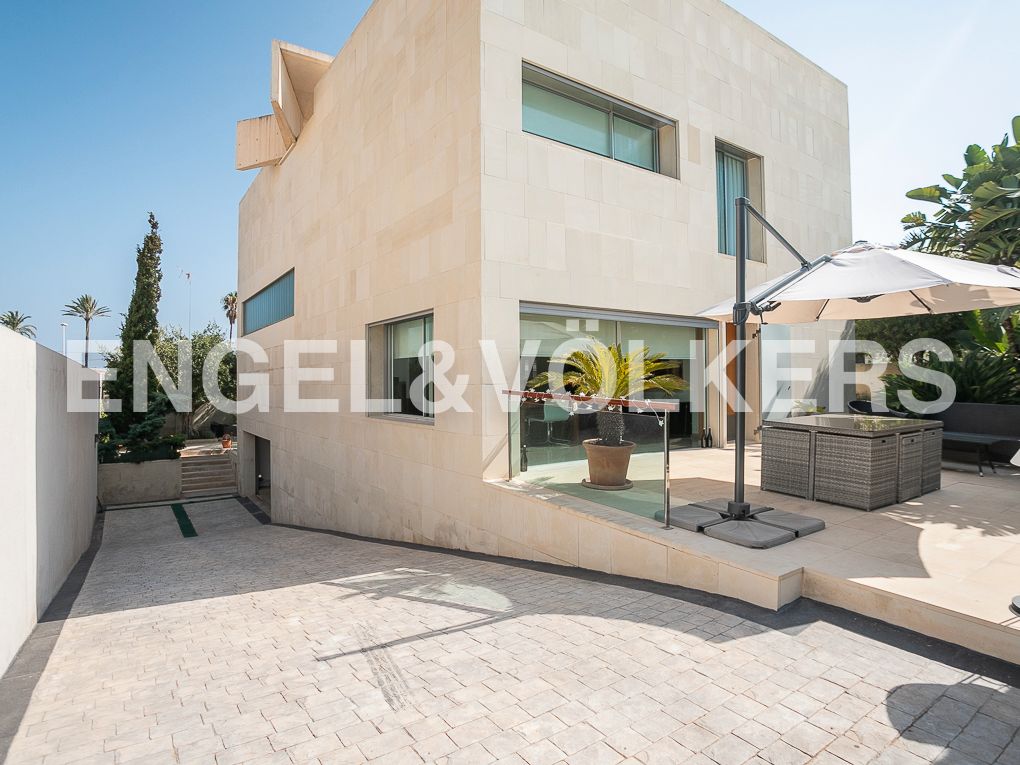 Terrassa de Casa o xalet en venda en Cullera amb Aire condicionat, Calefacció i Jardí privat