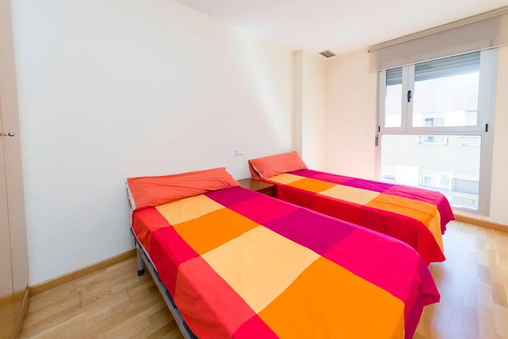 Habitación de Ático en venta en Castellón de la Plana / Castelló de la Plana con Aire acondicionado, Calefacción y Terraza