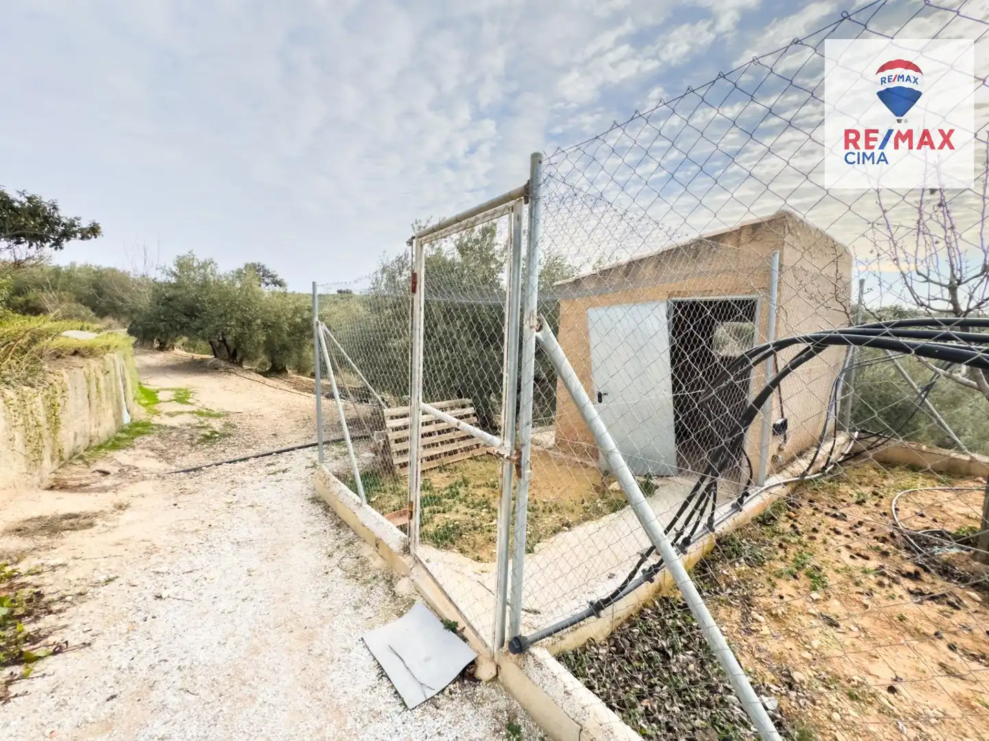 Casa o xalet en venda en Pozo Alcón amb Aire condicionat, Calefacció i Jardí privat
