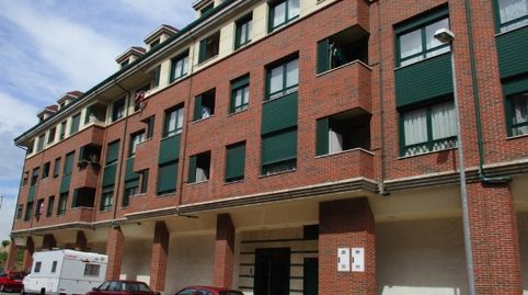 Foto 2 de Piso en venta en Tremañes, Gijón