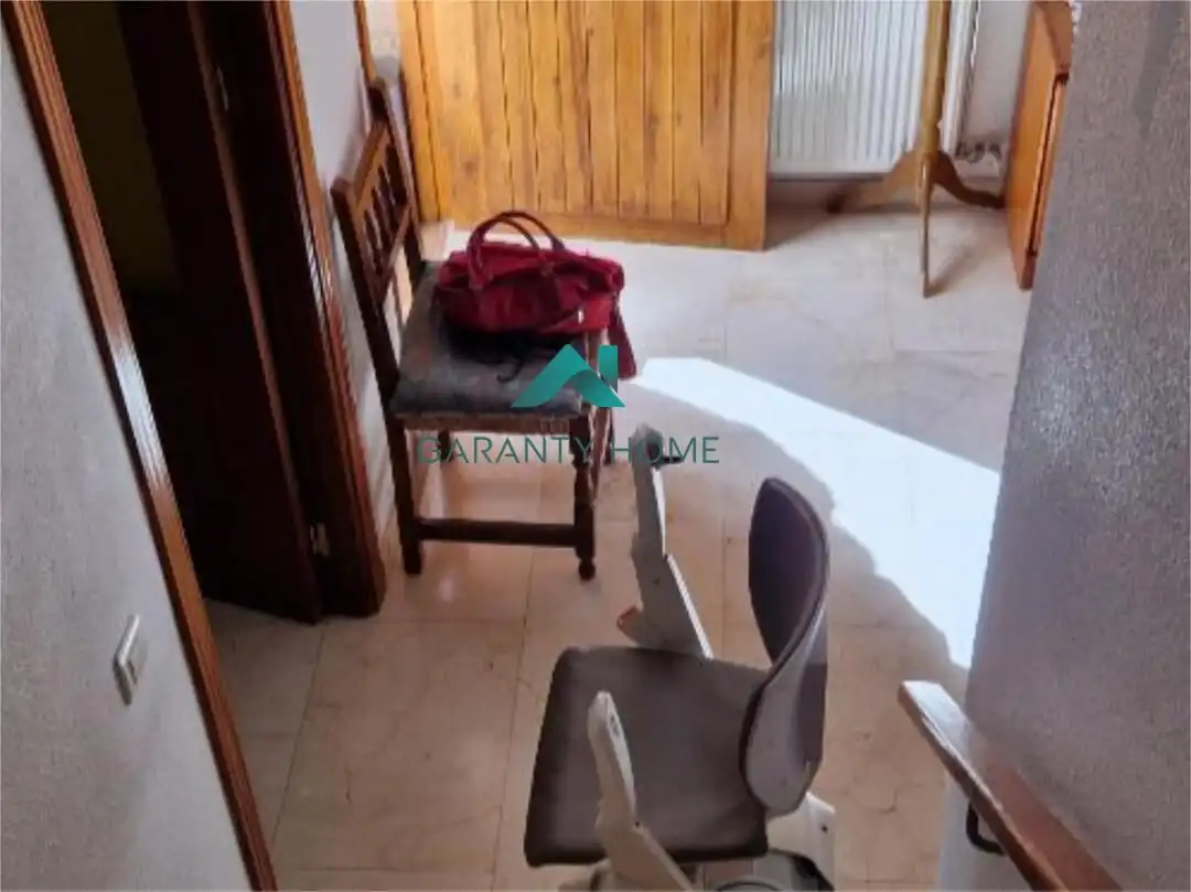 Casa adosada en venta en Montefrío con Trastero