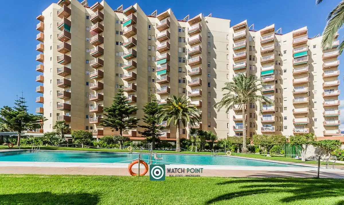 Vista exterior de Apartament de lloguer en Almuñécar amb Moblat