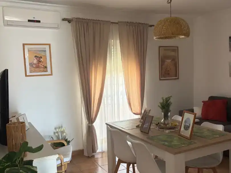Wohnzimmer von Wohnung zur Miete in Isla Cristina mit Klimaanlage, Schwimmbad und Balkon
