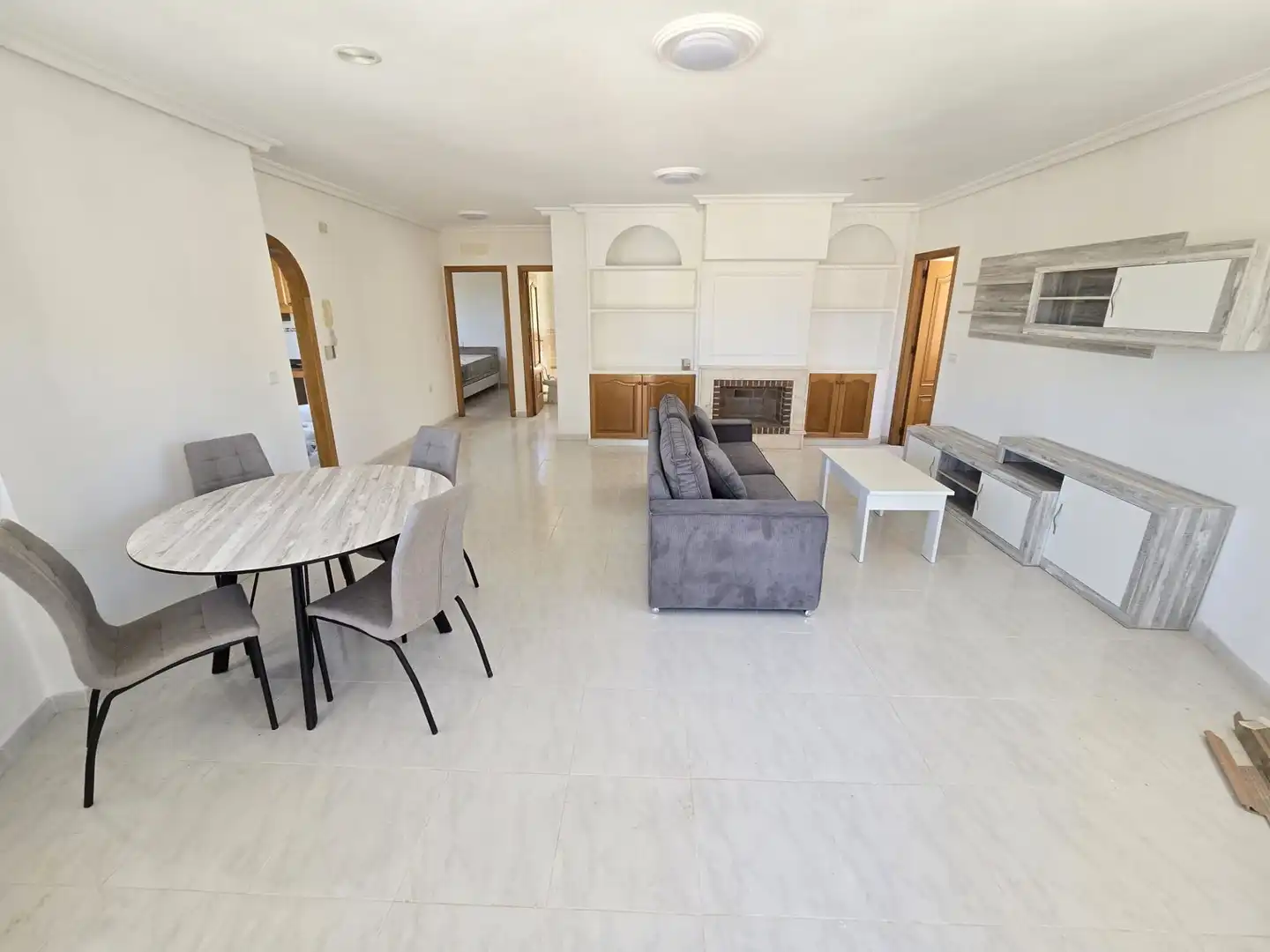 Sala de estar de Casa o chalet en venta en Jacarilla con Jardín privado, Piscina y Amueblado