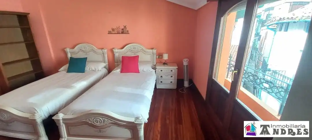 Habitación de Edificio en venta en Bermeo