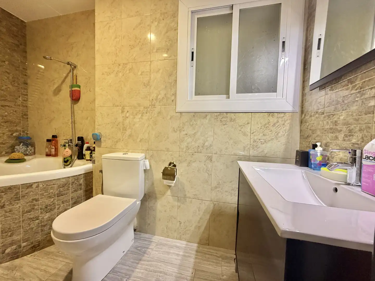 Baño de Piso en venta en Vilanova i la Geltrú con Calefacción