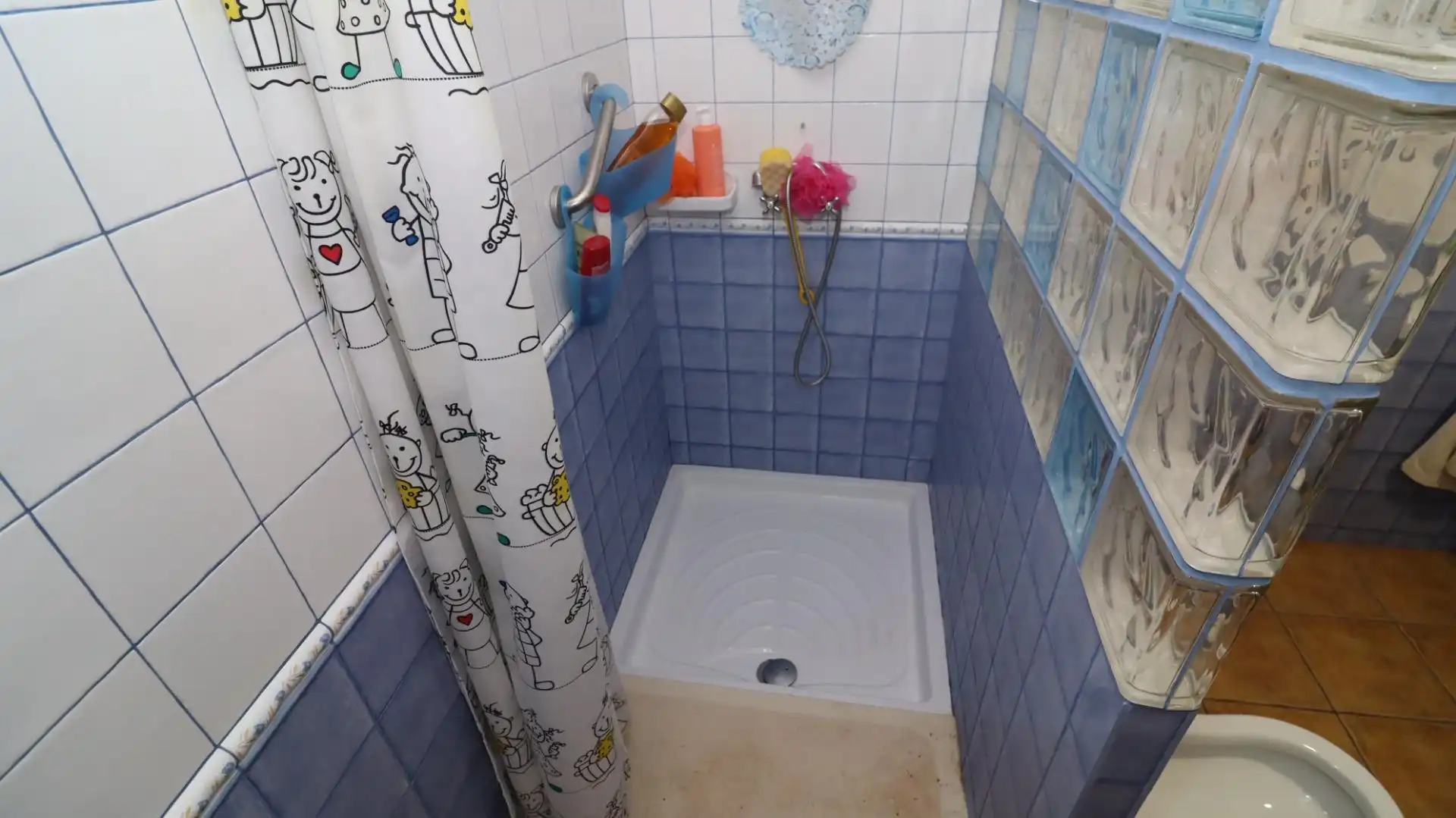 Bathroom of Houses for sale in Ulldecona  with Heating, Terrace and Storage room