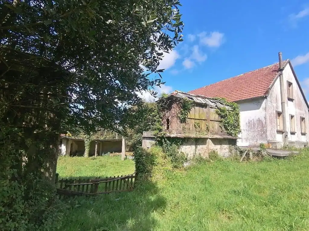 Casa rústica amb jardí en venda a Cerdido, imagen 2