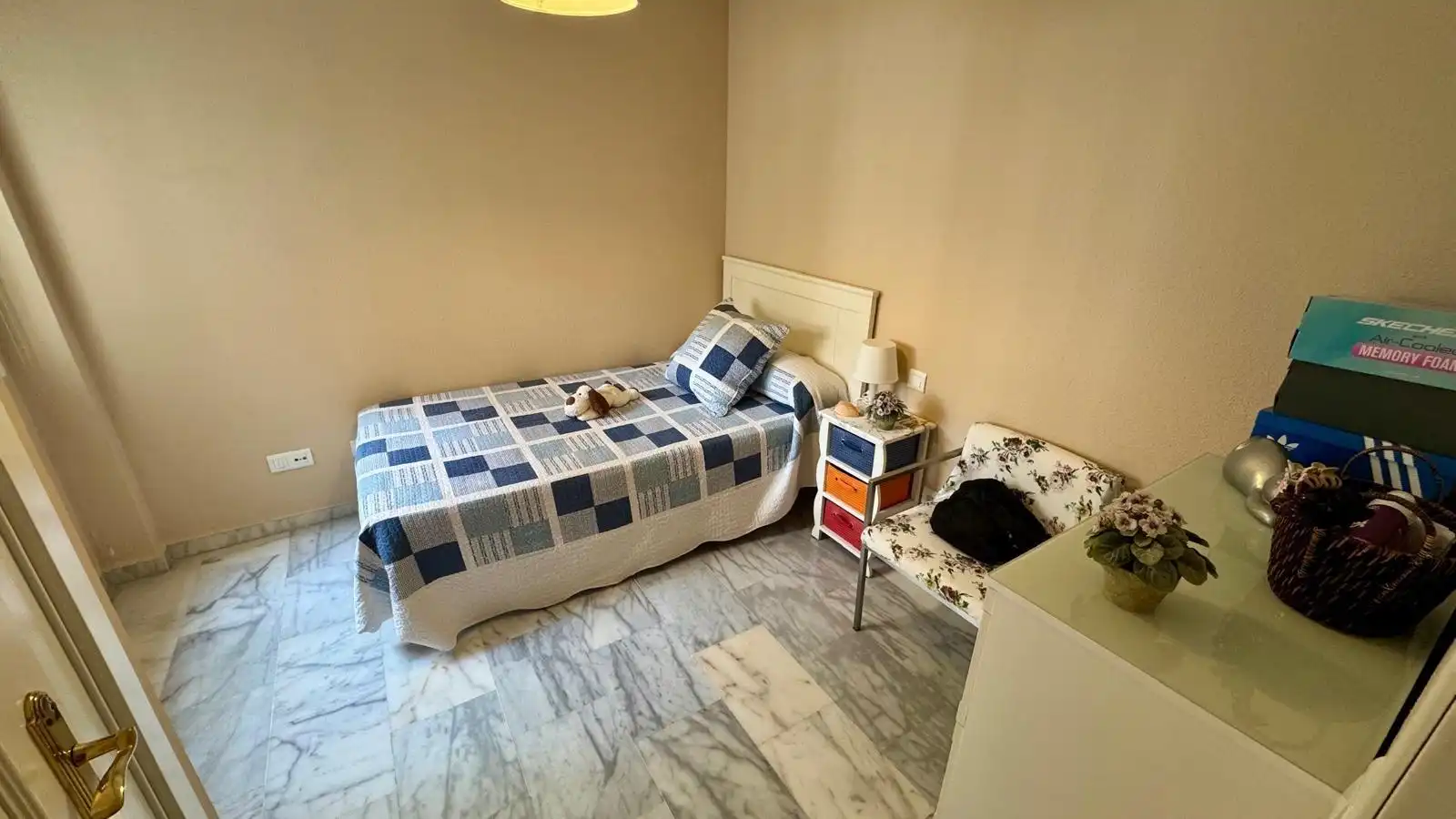 Bedroom of Flat for sale in Rincón de la Victoria  with Air Conditioner, Terrace and Community pool