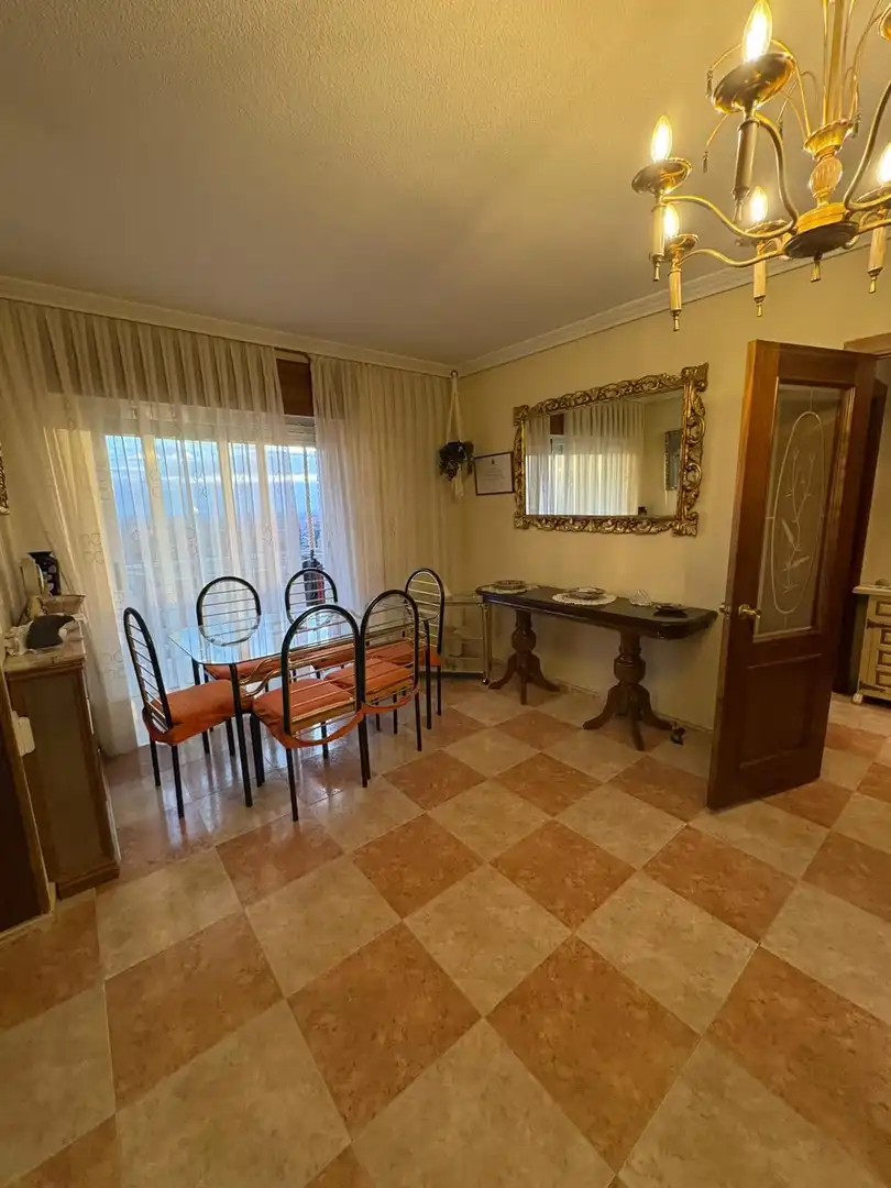 Comedor de Piso en venta en Alcorcón con Aire acondicionado