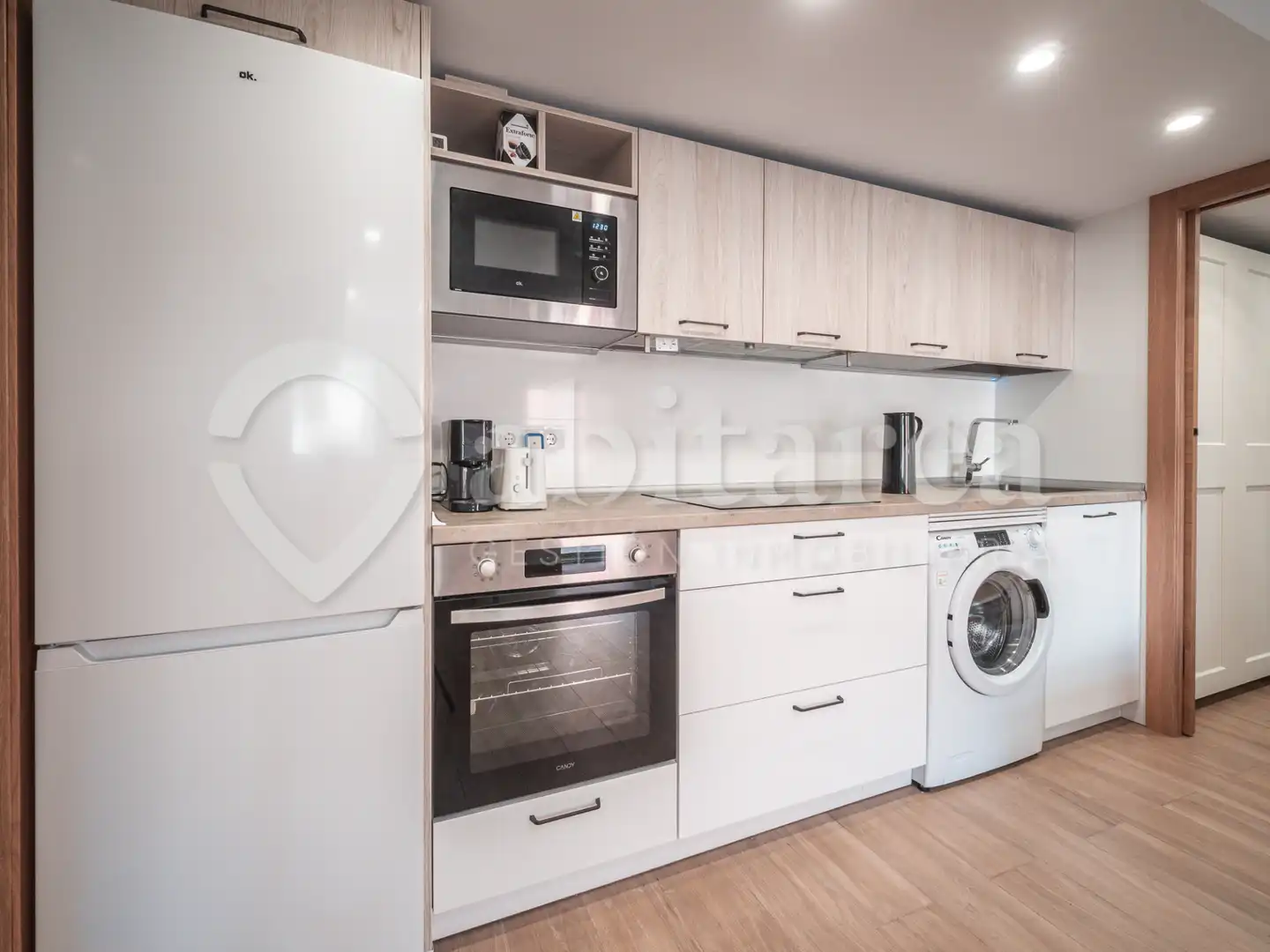Cocina de Piso de alquiler en Santander con Jardín privado, Amueblado y Horno