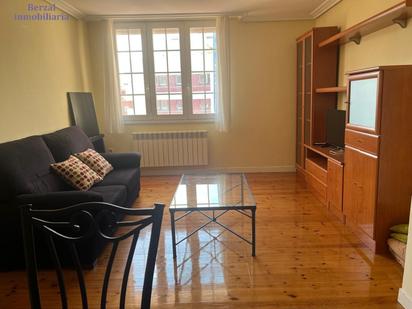 Sala d'estar de Pis en venda en  Logroño amb Calefacció i Traster