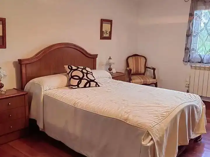 Habitación de Casa o chalet en venta en Monterroso con Jardín privado, Piscina y Amueblado