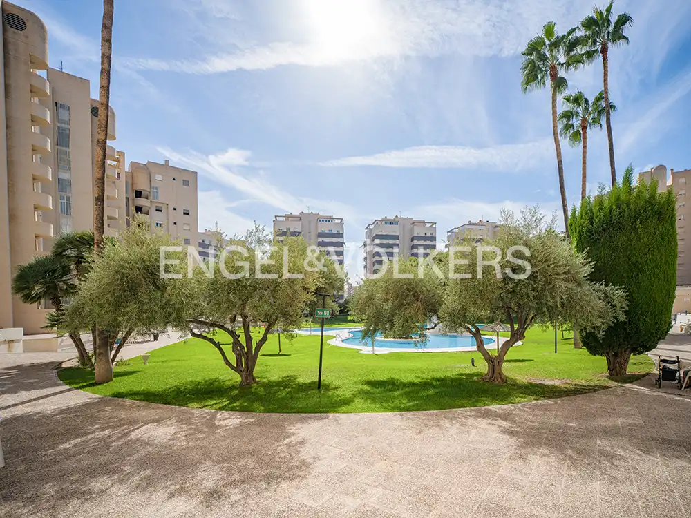 Exterior view of Flat for sale in Playa Muchavista