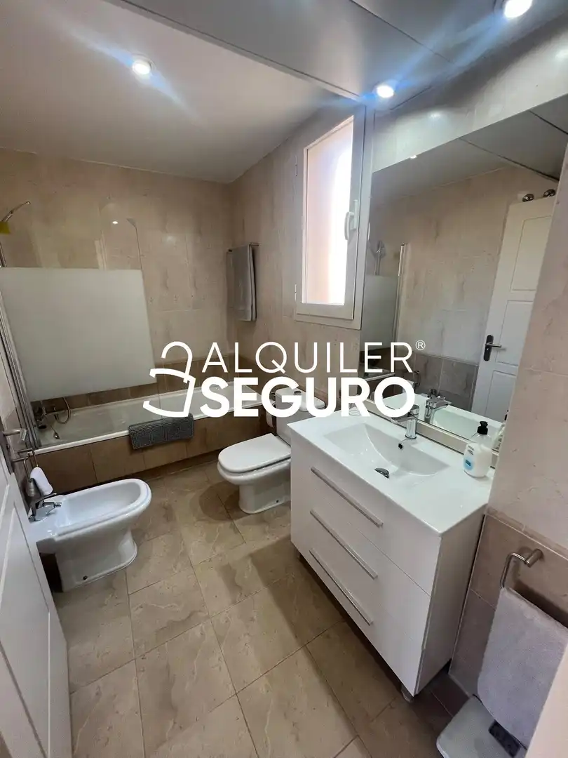 Attico con piscina in affitto a Nanclares de Oca, imagen 10