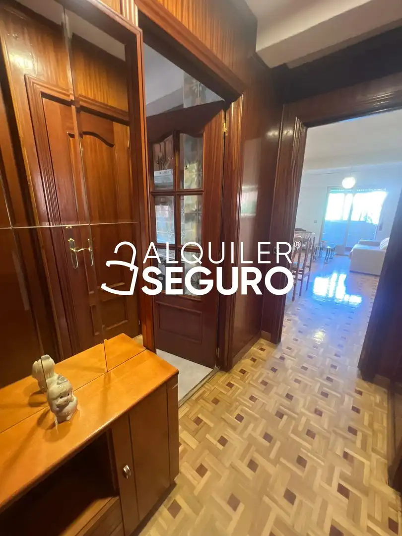 Flat for rent in Madrid  with Heating, Terrace and Furnished