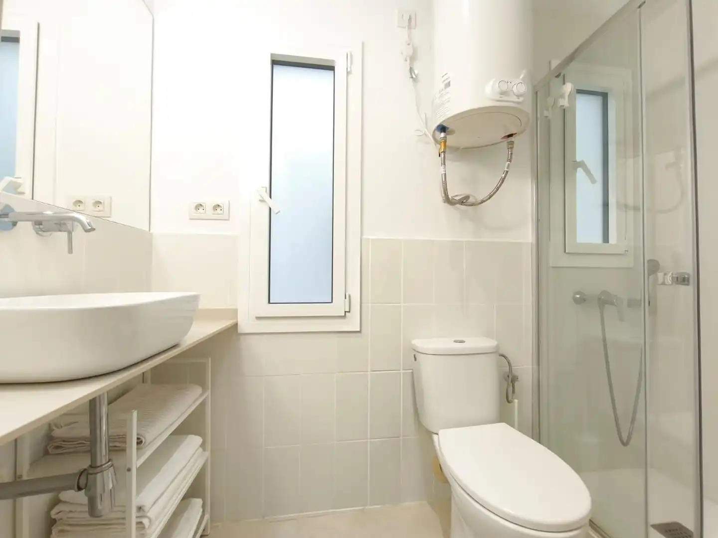Bathroom of Flat for sale in Barcelona  with Air Conditioner